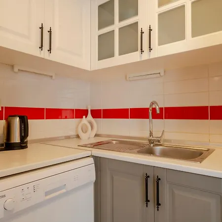 Spacious One Bedroom