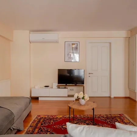 Spacious One Bedroom